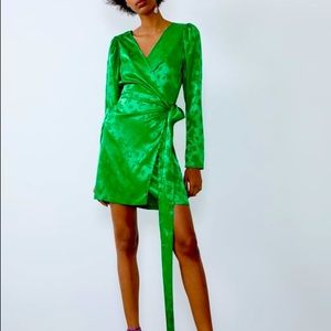 Zara Green Floral Wrap Drews
